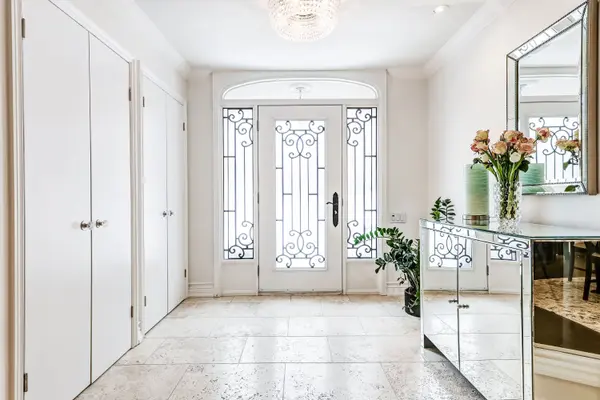 30 Deanbank DR, Markham, ON L3T 1Z3