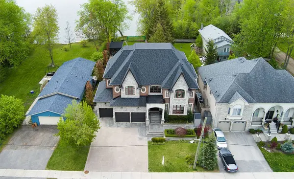 173 Lakeland CRES, Richmond Hill, ON L4E 3A4