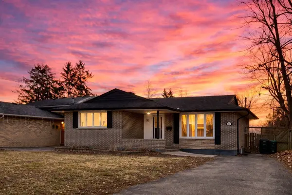 91 Cundles RD E, Barrie, ON L4M 2Z8