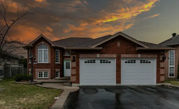 55 MARSELLUS DR, Barrie, ON L4N 8S6