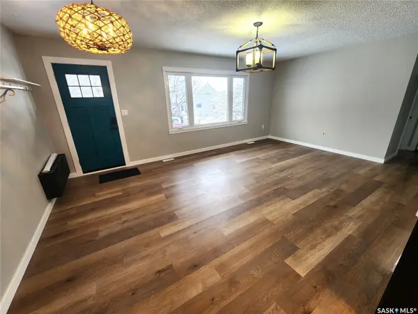 1533 Young STREET, Estevan, SK S4A 0J5