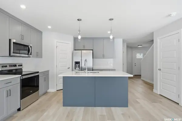 262 Kostiuk CRESCENT, Saskatoon, SK S7V 2A3