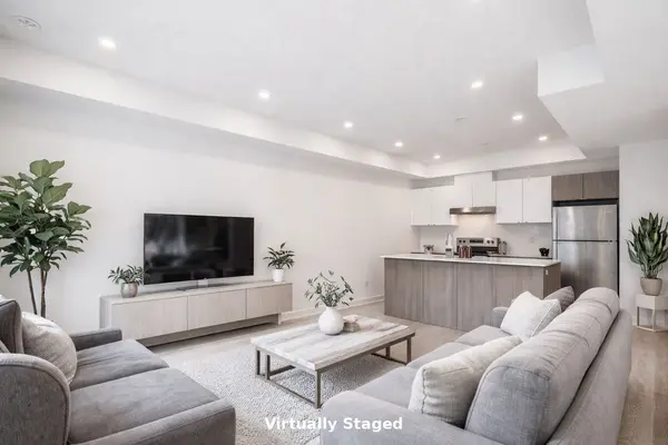 1121 Cooke BLVD #51, Burlington, ON L7T 0C4