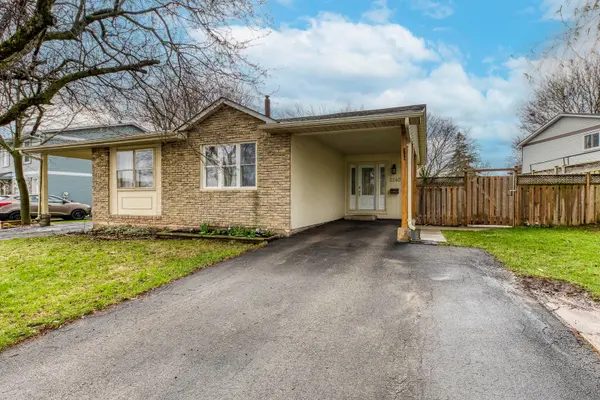 2240 Manchester DR, Burlington, ON L7P 3W2