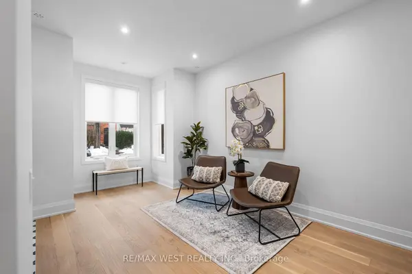 64 Gwynne AVE, Toronto W01, ON M6K 2C4