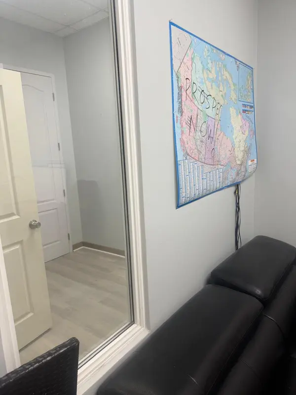 5250 Satellite DR #26 B, Mississauga, ON L4W 5G5