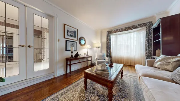 11 Keystone DR, Brampton, ON L6Y 3K8