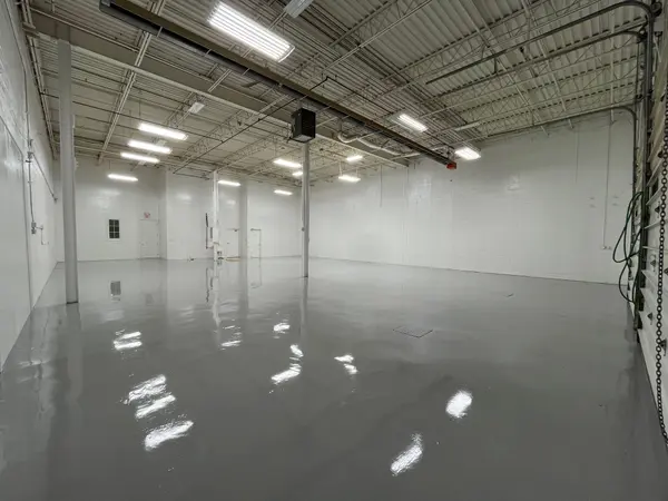 221 Deerhurst DR #8-9, Brampton, ON L6T 5L7