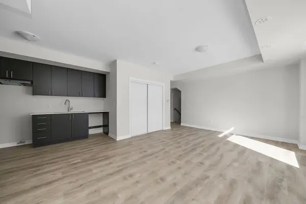 13 Vibrant WAY #37F, Caledon, ON L7C 1Z9