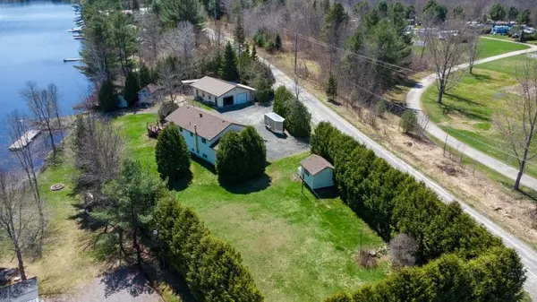 284 Turenne RD, French River, ON P0M 1A0