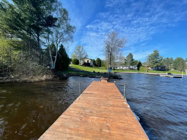 284 Turenne RD, French River, ON P0M 1A0