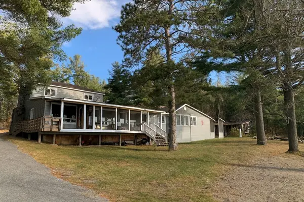 25 Pine Ridge RD, French River, ON P0M 1A0