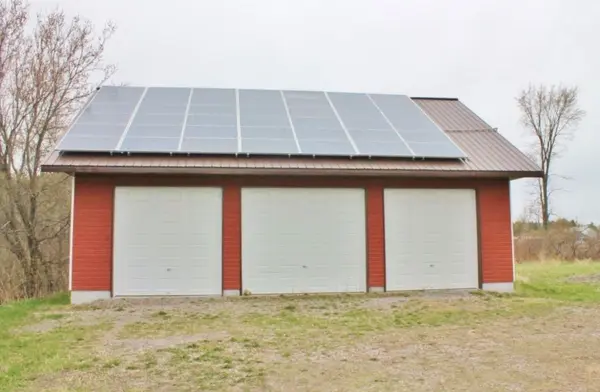 16 Notre Dame ST W, French River, ON P0M 2N0