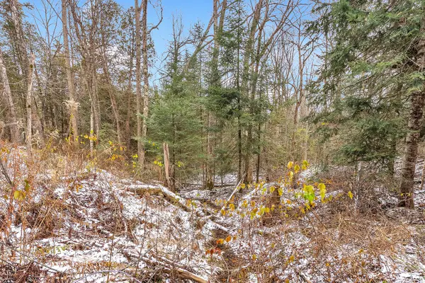 0 Thunder LN, Frontenac, ON K0H 1B0