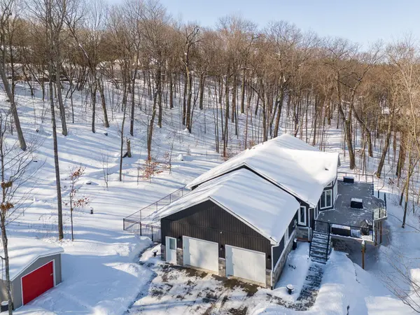 731 Usborne ST, Mcnab/braeside, ON K0A 1G0