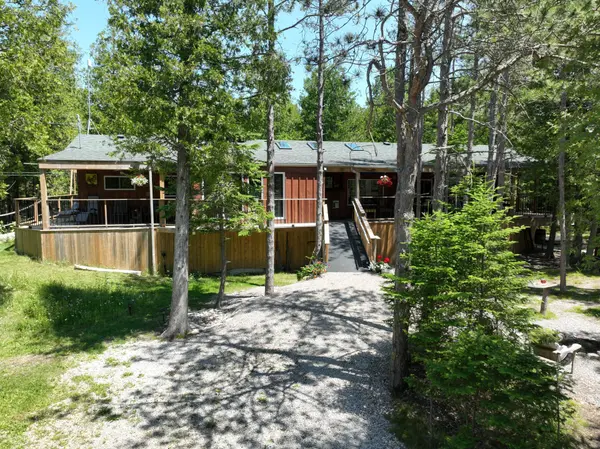 292 Whiskey Harbour RD, Northern Bruce Peninsula, ON N0H 2T0