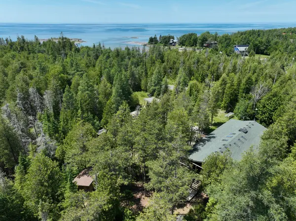 292 Whiskey Harbour RD, Northern Bruce Peninsula, ON N0H 2T0