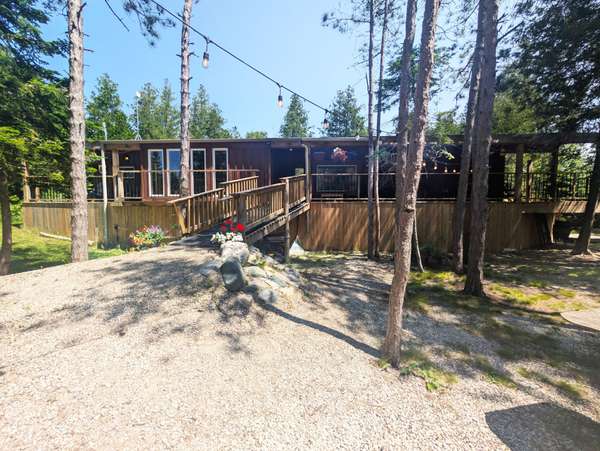 292 Whiskey Harbour RD, Northern Bruce Peninsula, ON N0H 2T0