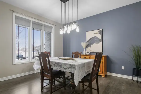 107 Francis ST, Carleton Place, ON K7C 0E9