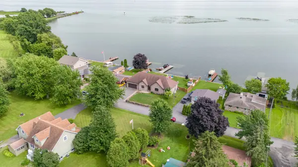 21190 BAYVIEW AVE, South Glengarry, ON K0C 1E0