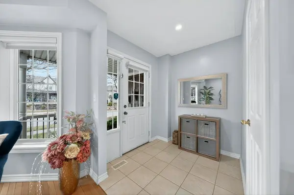 623 New Bedford DR, Waterloo, ON N2K 4C4