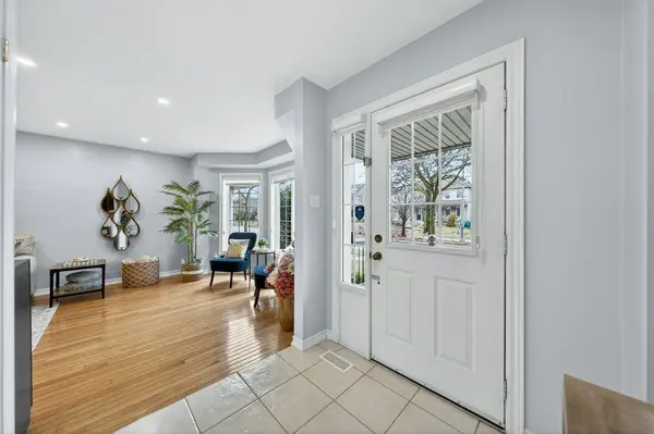 623 New Bedford DR, Waterloo, ON N2K 4C4