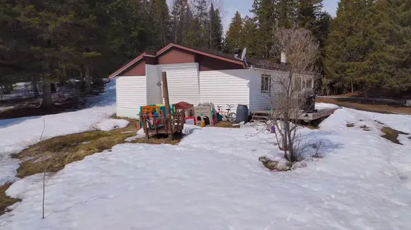 1046 Detlor RD, Bancroft, ON K0L 2L0