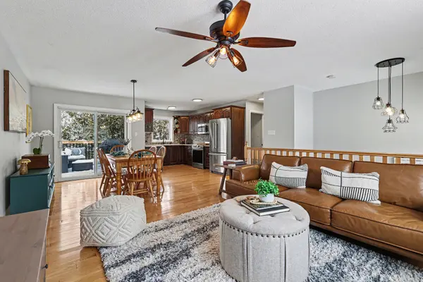 266 Clifford Campbell ST, Carp - Dunrobin - Huntley - Fitzroy And Area, ON K0A 1X0