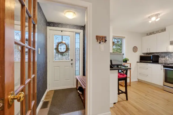 7925 Jeanne D'arc BLVD N, Orleans - Convent Glen And Area, ON K1C 2C7