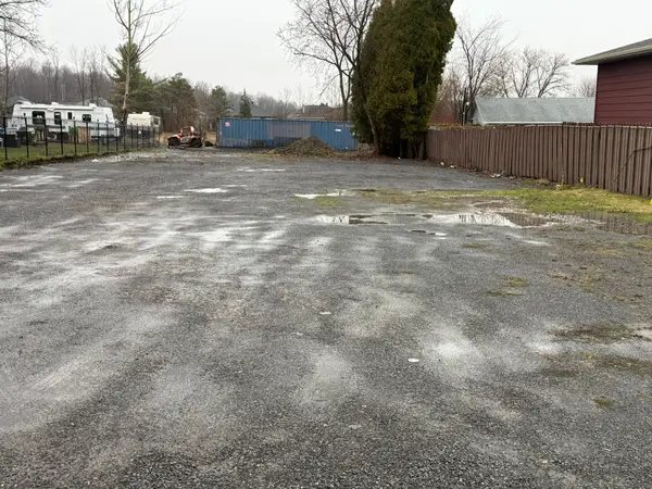 3007 Pitt ST, Cornwall, ON K6K 1A5