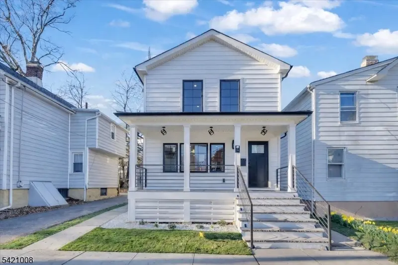 21 Cross St, Montclair Twp., NJ 07042