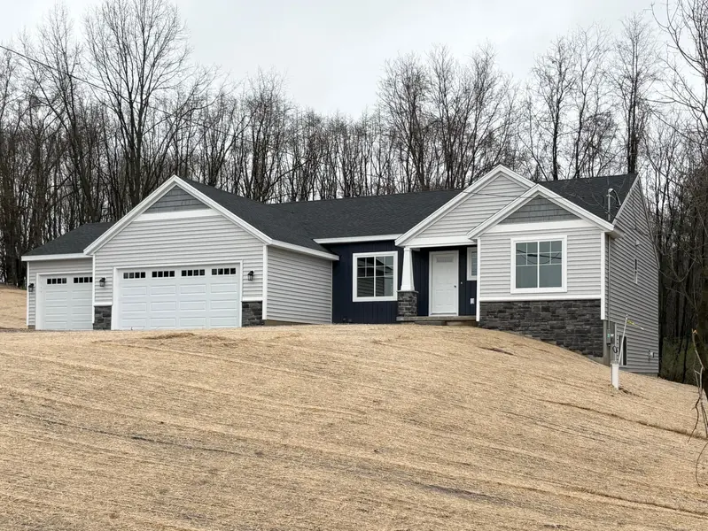 3575 13 Mile RD NE, Algoma Twp, MI 49341