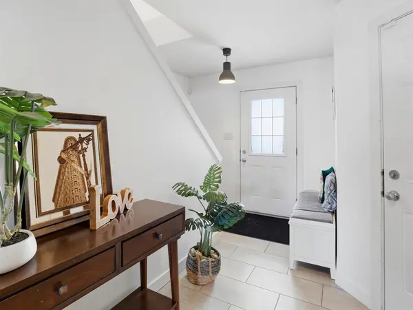 264 Marcoux AVE, Lorette, MB R5K 0R5