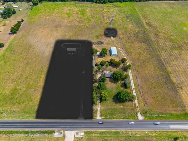 727 E Ovilla Road, Red Oak, TX 75154