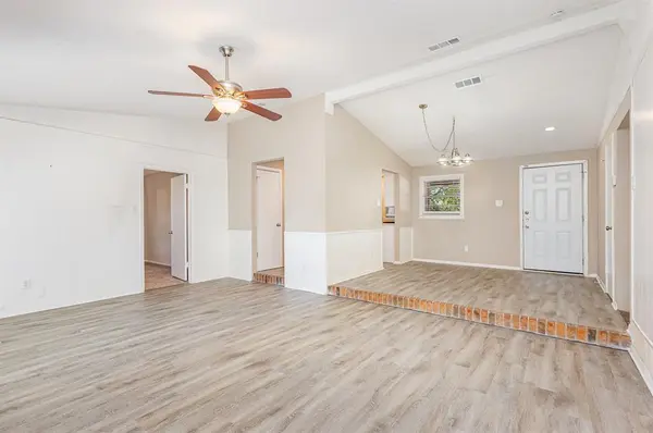 6925 Bennington Drive, Watauga, TX 76148