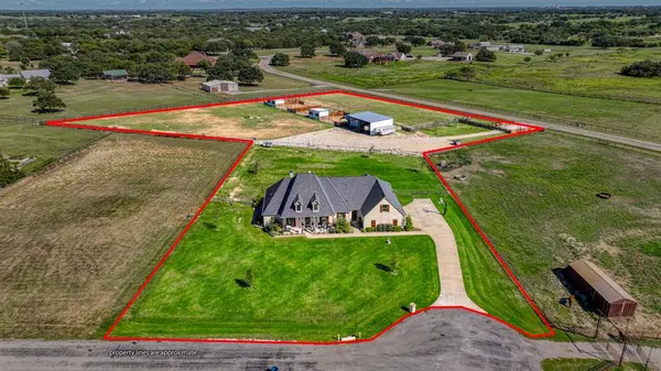 127 Trace Drive, Weatherford, TX 76087