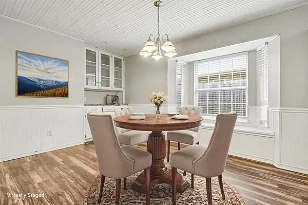 2424 Meadow Creek, Bedford, TX 76021