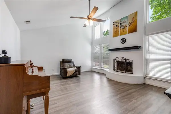 7501 Cedarhill Road, Watauga, TX 76148