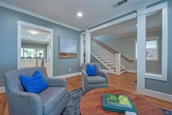 6906 La Vista Drive, Dallas, TX 75214