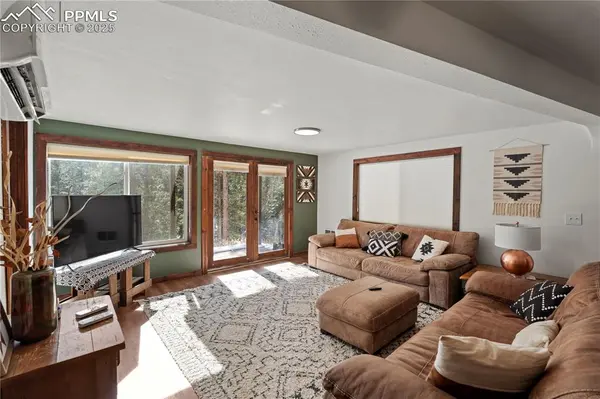 145 Valley LN, Woodland Park, CO 80863