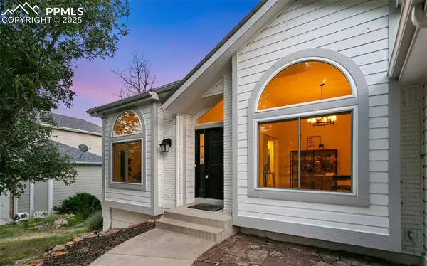 2565 Edenderry DR, Colorado Springs, CO 80919