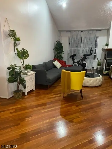 1026 Castle Rd, Mahwah Twp., NJ 07430