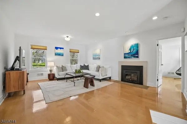 55 LAKEVIEW AVENUE, Millburn Twp., NJ 07078