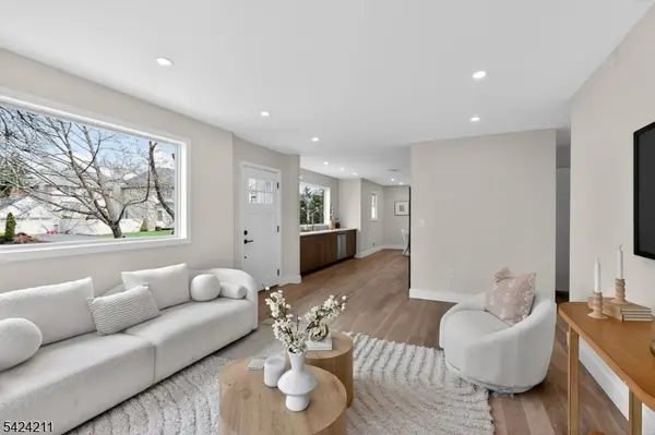 14 Harvest Ave, East Hanover Twp., NJ 07936