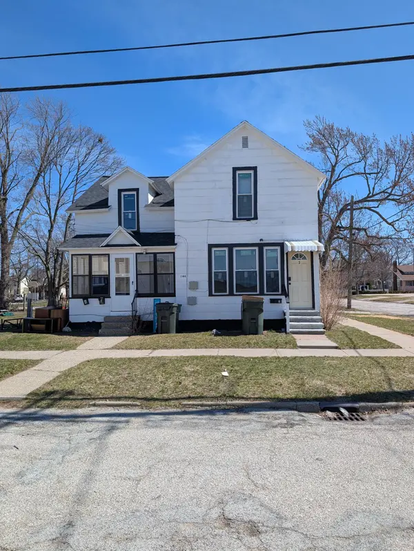 1144 1st ST, Muskegon City, MI 49440