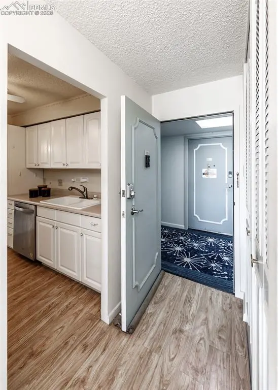 411 Lakewood CIR #C1203, Colorado Springs, CO 80910