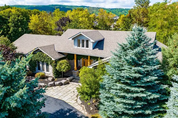 2 EVERGREEN RD, Collingwood, ON L9Y 5A8