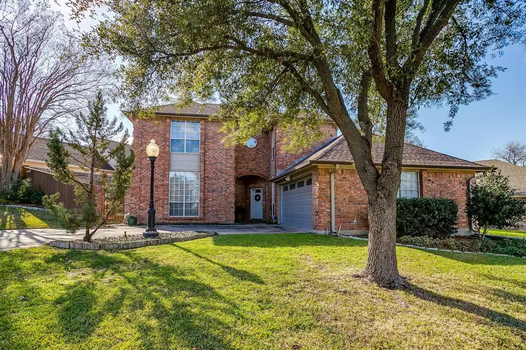 3913 Willow Way Road, Fort Worth, TX 76133
