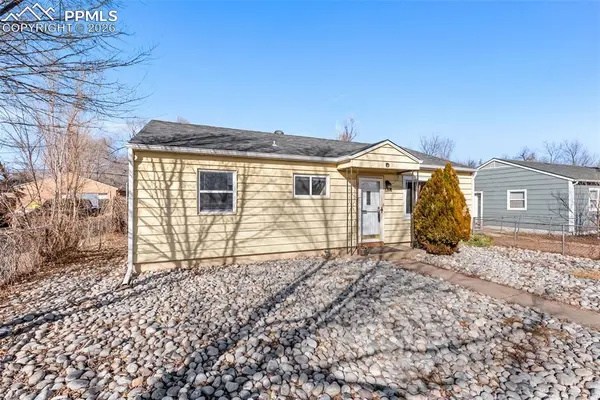 1218 Aspen AVE, Colorado Springs, CO 80905