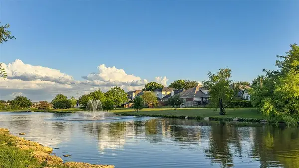 5412 Pecan Creek Circle, Fort Worth, TX 76244